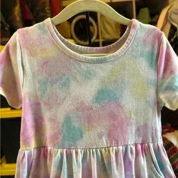 Gap - Picture 7 of 12